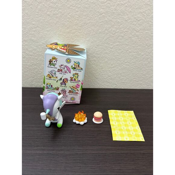 Tokidoki Picnic Party Unicorno Blind Box Figure - Campfire Cutie - Picture 4 of 4